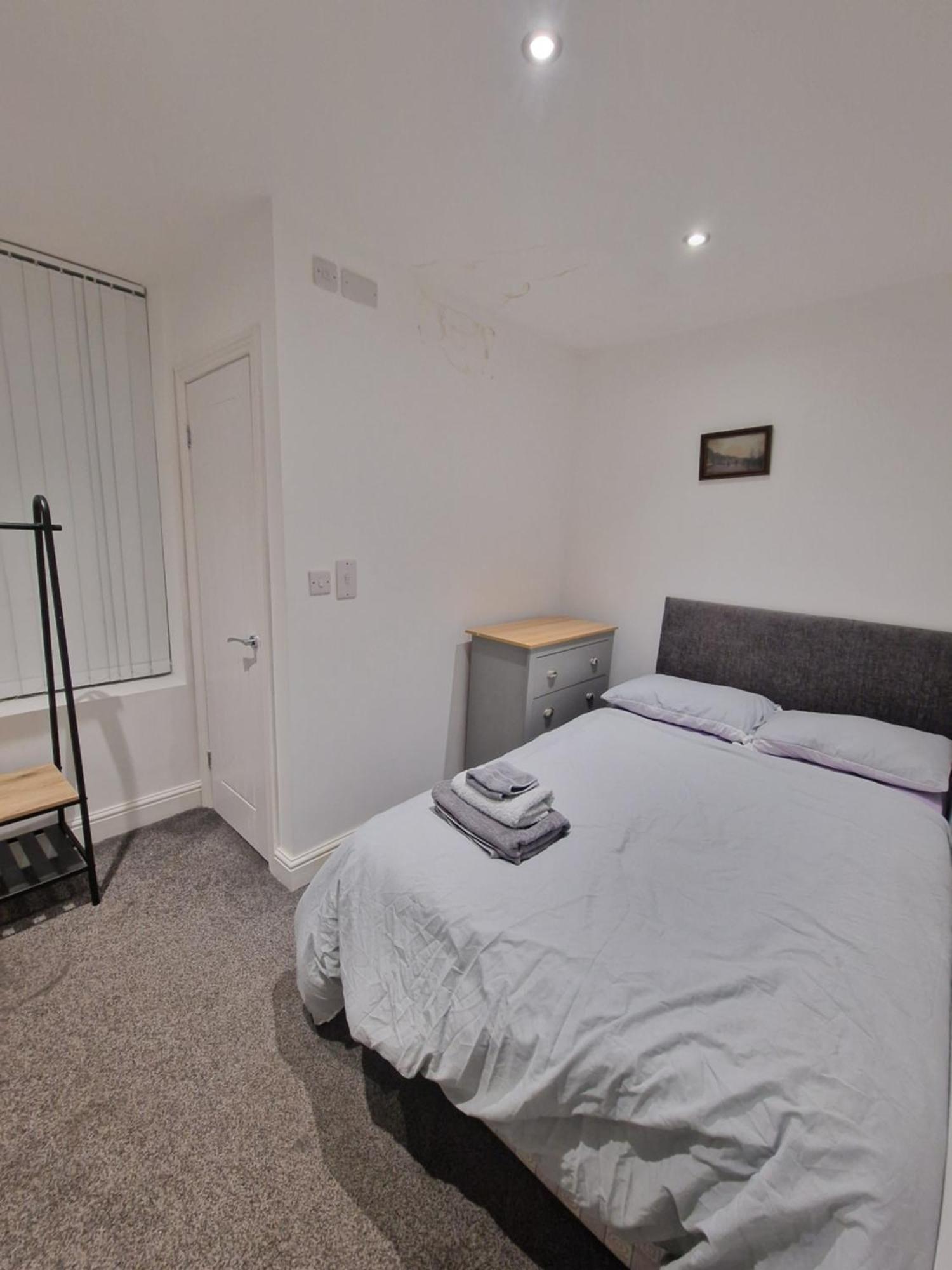 Beautiful Double Bedroom Liverpool Kültér fotó